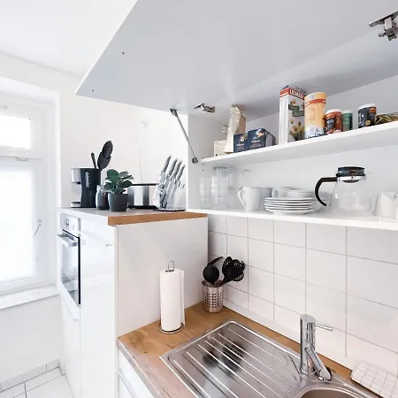 Daire R&l Uhlandstrasse *